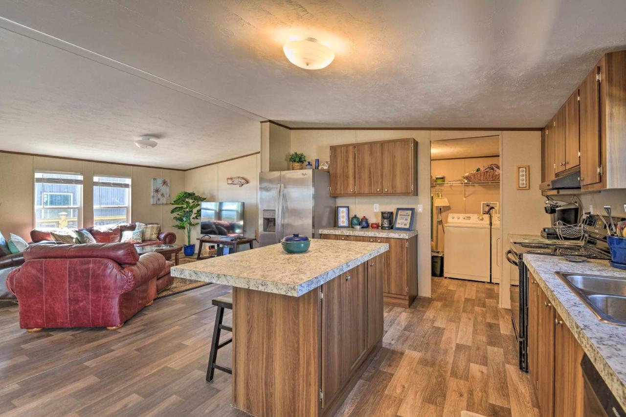 Quaint Port Oconnor Home - 3 Mi To Beach! Port O'Connor Exterior foto