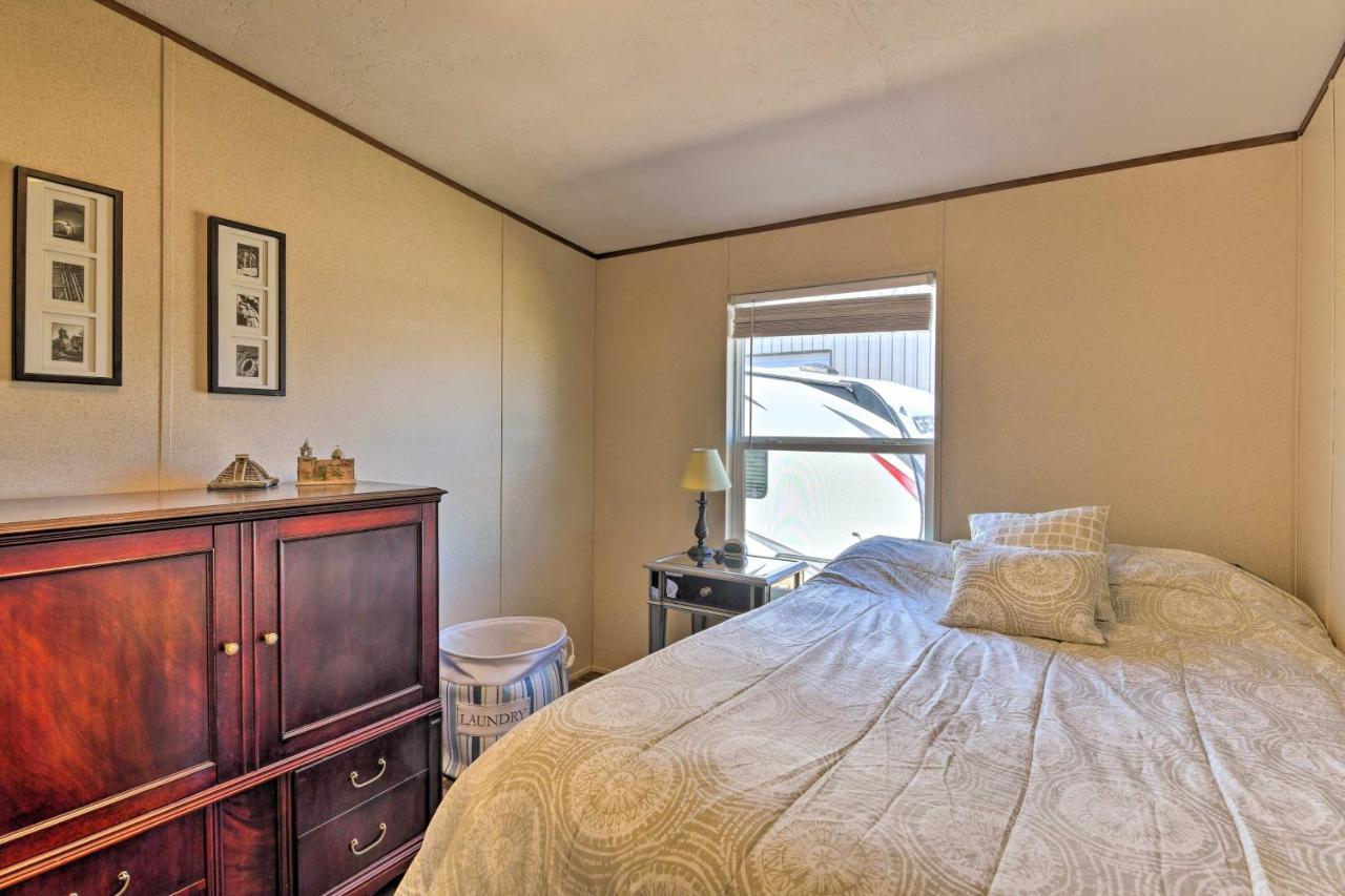 Quaint Port Oconnor Home - 3 Mi To Beach! Port O'Connor Exterior foto